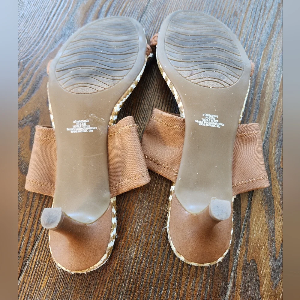 Impo Stretch Brown Sandal pumps Women's size 8.5us - Picture 6 of 6